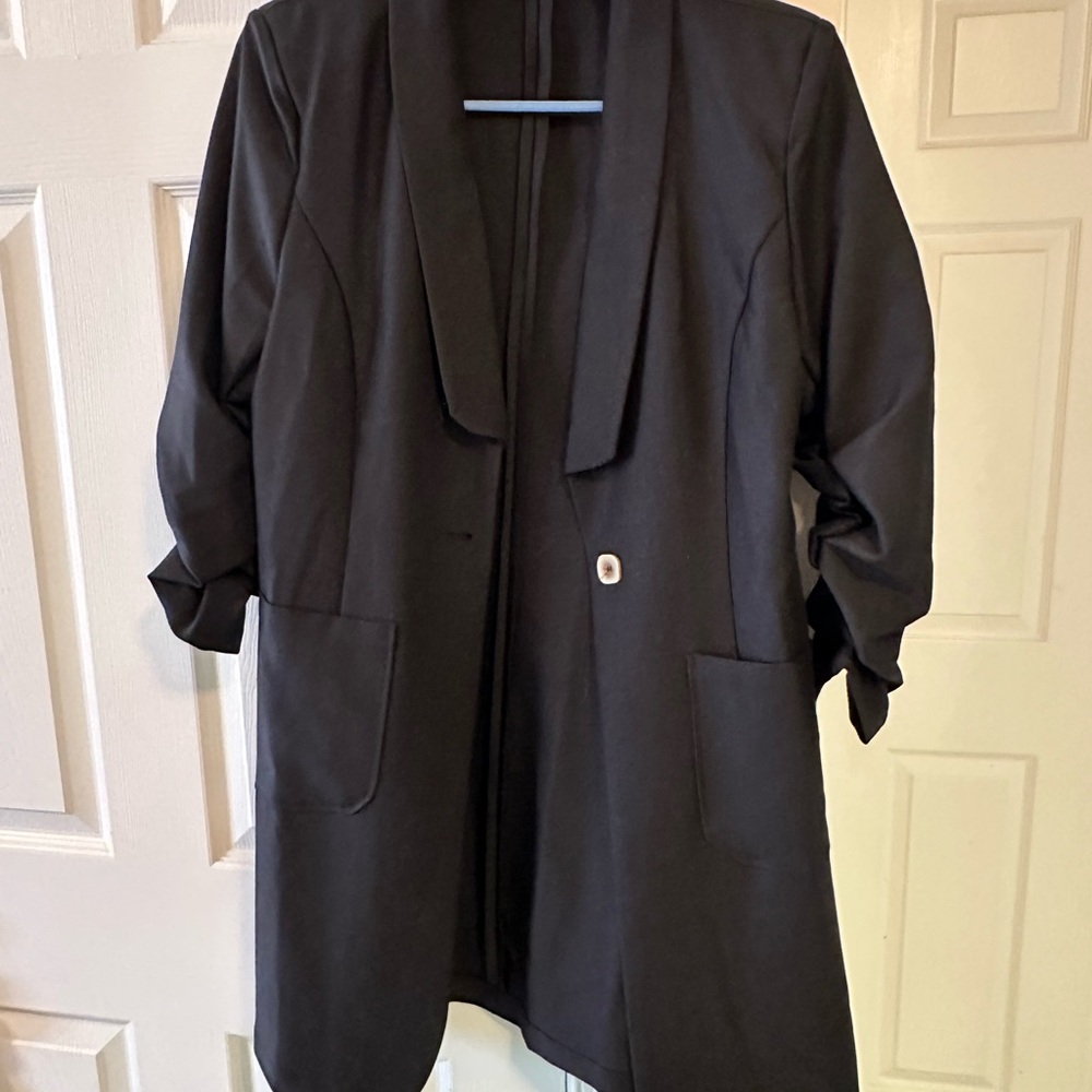Elegant Black Women's Blazer